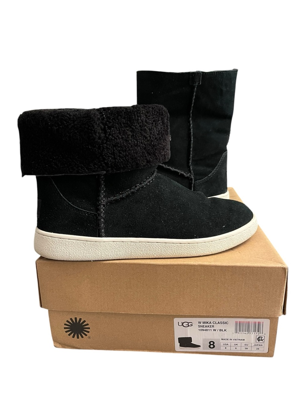 UGG Mika Classic Sneaker Boot Black Shearling Fold Over Womens Size 8 W/ Box - Picture 2 of 15